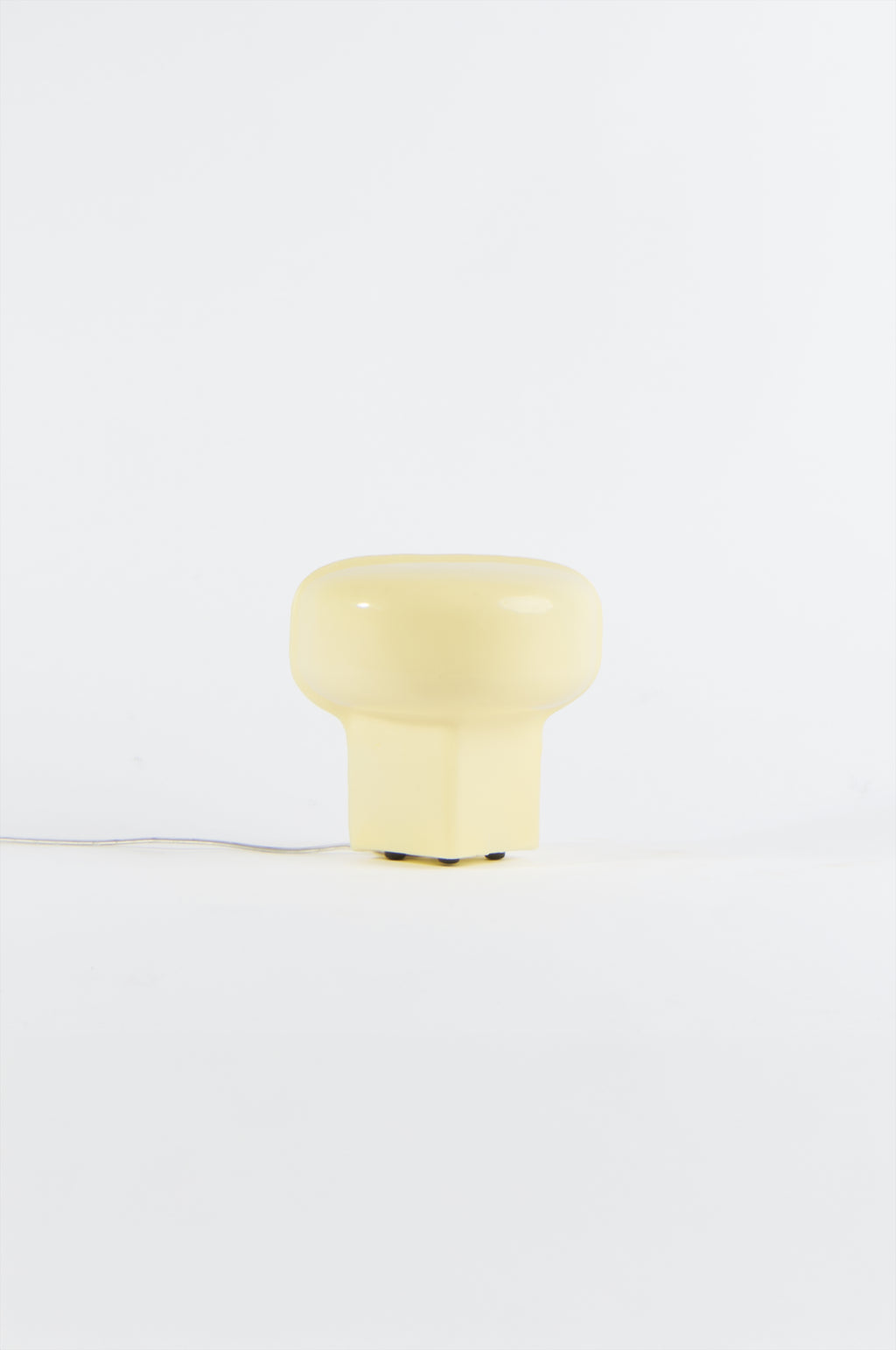 SMALL TABLE LAMP